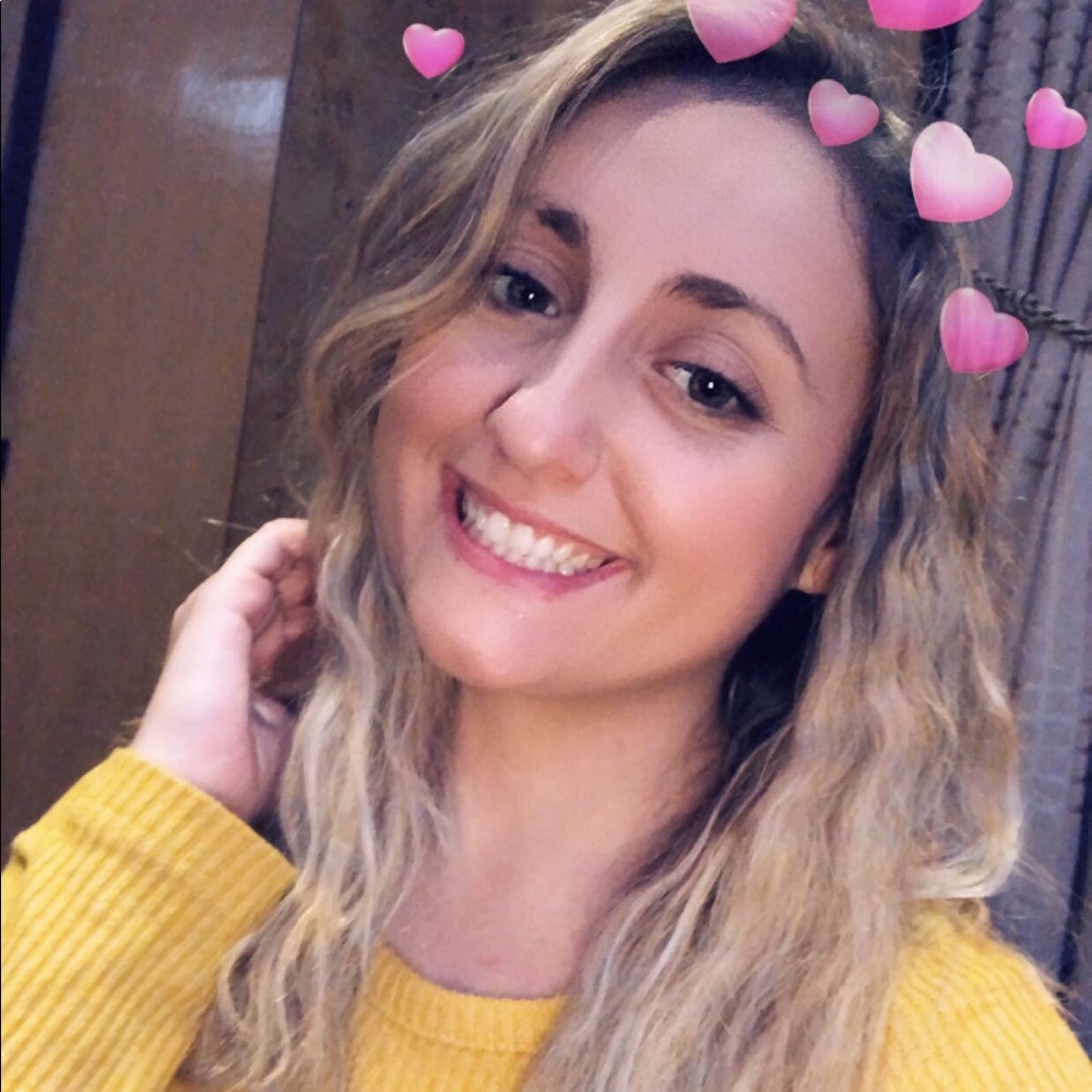 Meet your Posher, Gabriella
